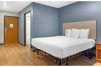 Motel 6 Suites Fort Myers FL