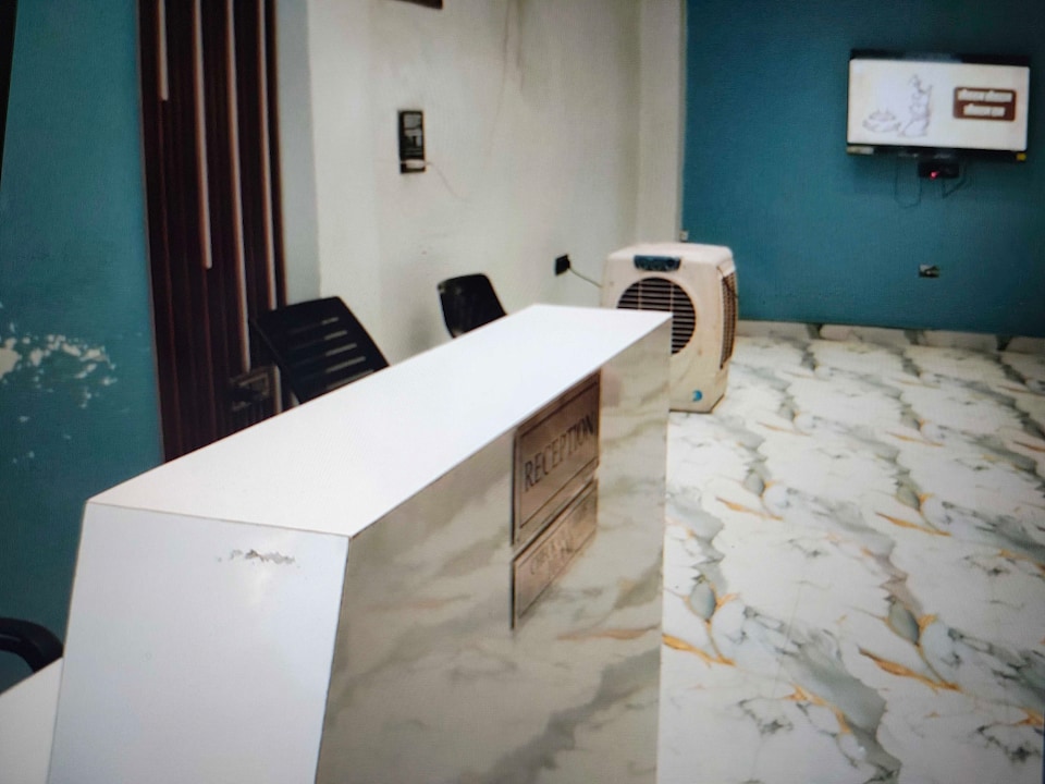 Hotel Shiv Grand , Kanpur Railway Station, Kanpur