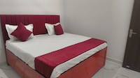 SPOT ON Neel Sarover Residency & Banquet Hall 