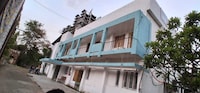 Spot On MURE GUEST HOUSE