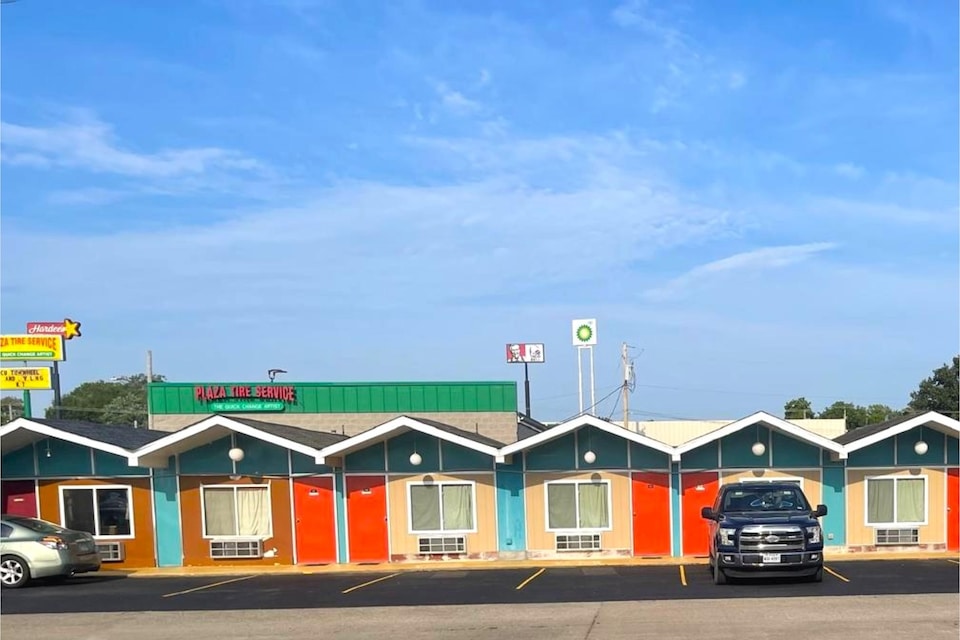 Gray Plaza Motel Benton Rend Lake I-57 , Benton, IL, Benton, IL