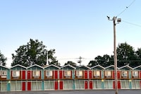 Gray Plaza Motel Benton Rend Lake I-57 