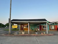 Gray Plaza Motel Benton Rend Lake I-57 