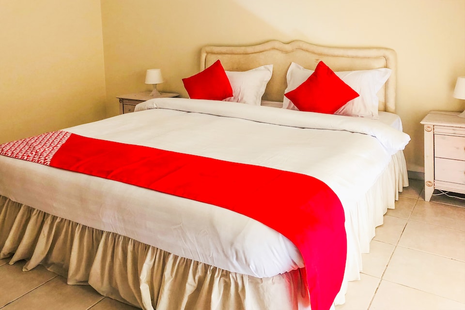 OYO Home 103 Discovery Garden View 1bhk, Festival City, Dubai