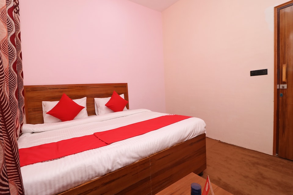OYO Home 14492 Exotic 2 BHK, Dharamshala, Dharamshala