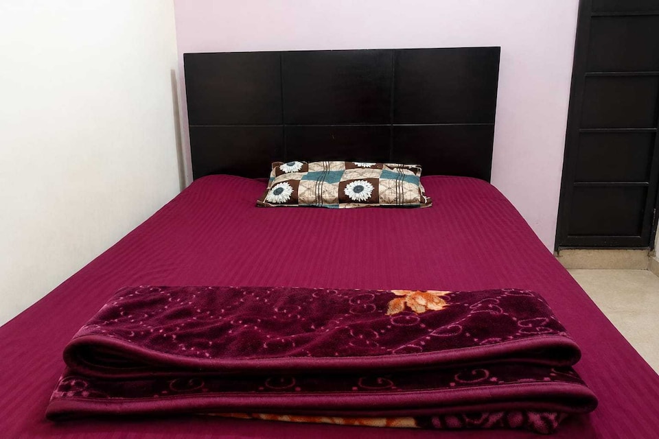Spot On Cozy Hotel And Restaurant , Default Cluster Dhampur, Bijnor