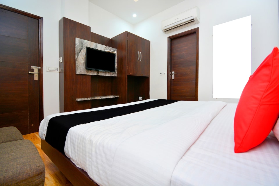 Capital O 14493 Hotel Aman Residency, Amritsar Bus Stand, Amritsar