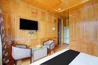 Palette Hotel Regency Valley View Pahalgam