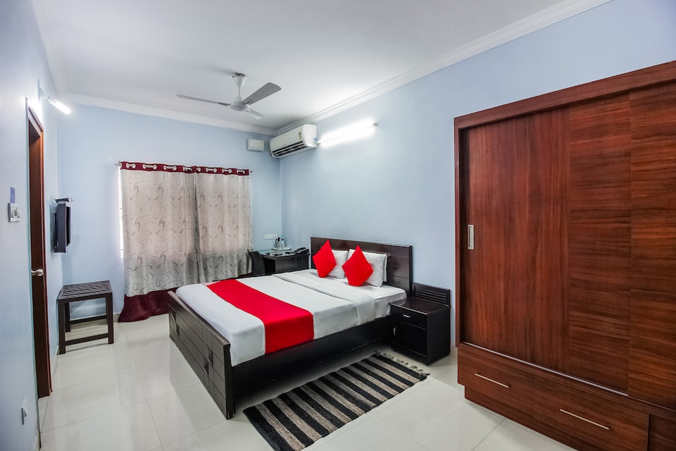 OYO 14500 Hotel Yesmark Gachibowli, Gachibowli, Hyderabad