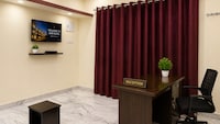 Hotel O Boby Royal Palace