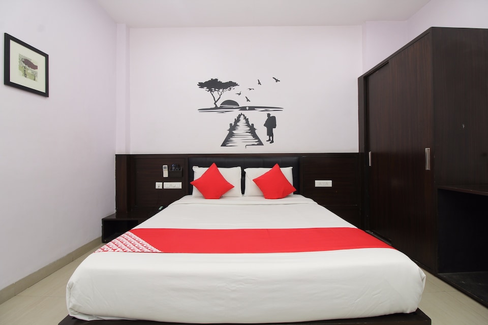 OYO 14501 Hotel Hill View Guest House Begumpet, Begumpet-II, Hyderabad