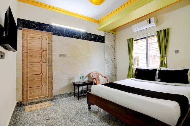 SPOT ON Motilal Inn