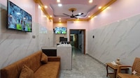 SPOT ON Motilal Inn