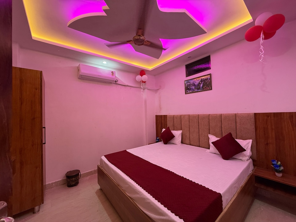 SPOT ON Daksh In Home Stay, Godowlia, Varanasi