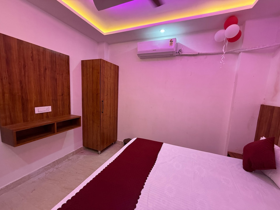 SPOT ON Daksh In Home Stay, Godowlia, Varanasi