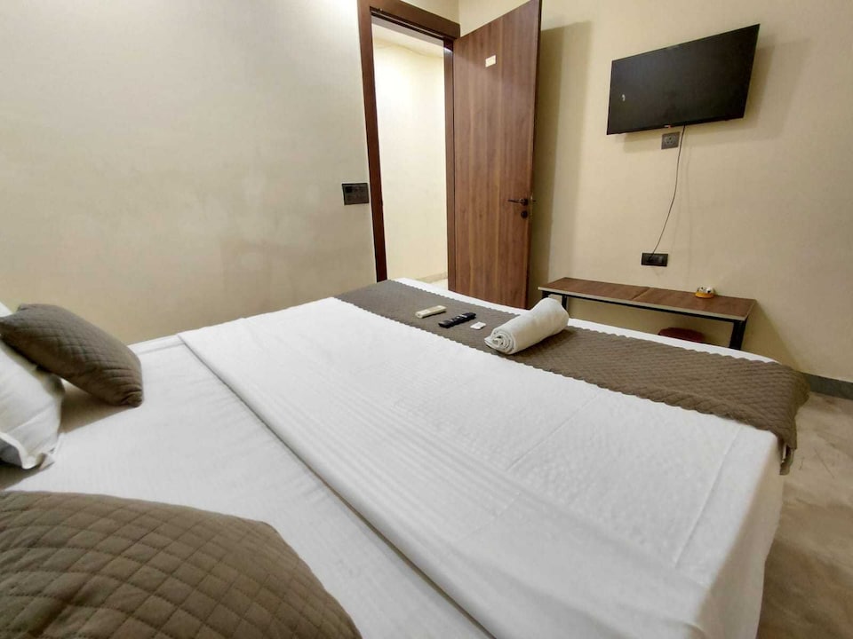 Hotel O Star X, Anand Vihar Delhi, Delhi