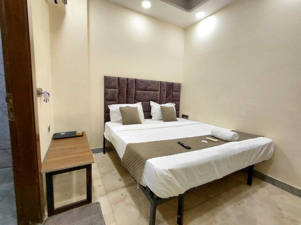 Hotel O Star X, Anand Vihar Delhi, Delhi