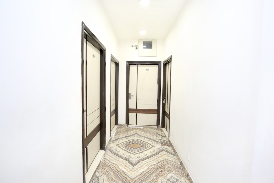 OYO 14510 Hotel Harpal Classic, Golden Temple Road Amritsar, Amritsar