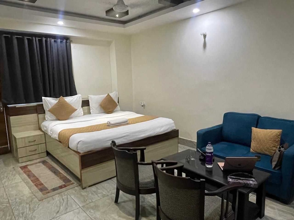 Hotel O Maple Inn and Banquet , Anisabad, Patna