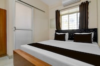 Hotel O Golden Aura Near Netaji Subhash Chandra Bose international Airport 