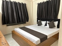 Hotel O Golden Aura Near Netaji Subhash Chandra Bose international Airport 