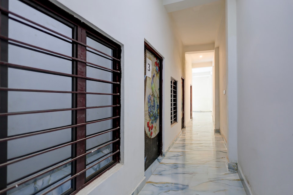 Hotel Aryaa inn, Gomti Nagar Lucknow, Lucknow