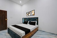 SPOT ON Hotel Chitransh Inn