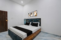 SPOT ON Hotel Chitransh Inn