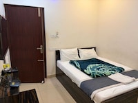 Hotel O A R LODGE 
