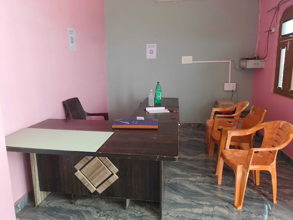 Hotel O Royle Gest House, Gorakhnath Gorakhpur, Gorakhpur