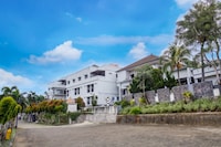Dancenter Kuraya Hotel & Resort