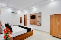 Townhouse Patiala Railway Station