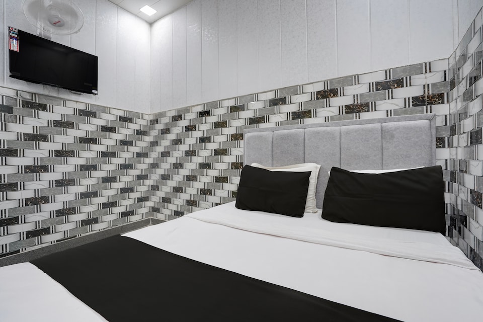 HOTEL O KING PLACE, North Delhi, Delhi
