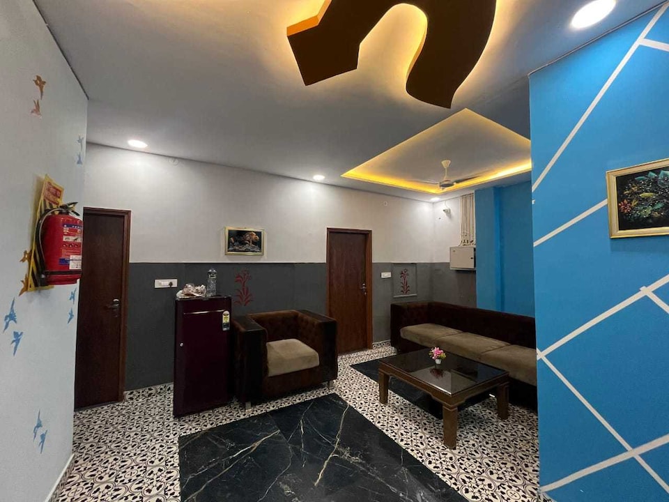 Hotel O Noor Mahal delux, Rohtak, Rohtak