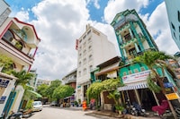 Collection O Dinh Dinh 2 - Near T3