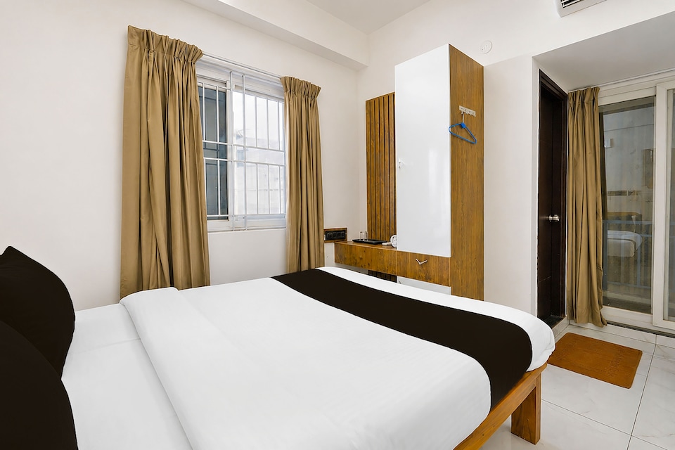Townhouse Whitefield Metro Station Formerly Add In Rooms, Whitefield Bangalore, Bangalore