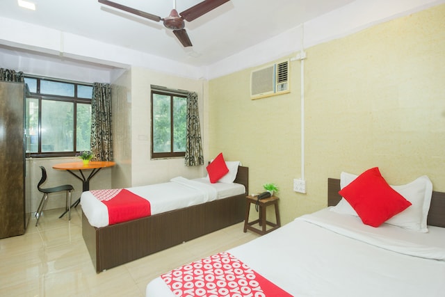 OYO Ashtavinayak Hospitality Near Infiniti Mall