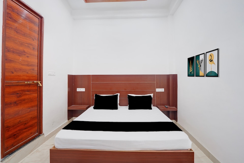 Hotel O Ahem Palace, Ayodhya, Ayodhya