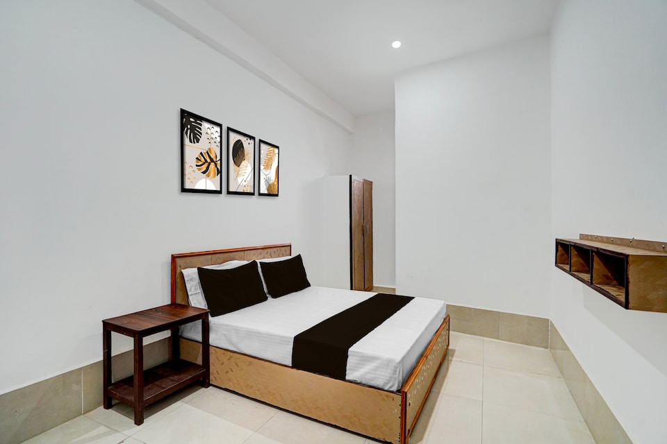 Spot On S R Royal Hotel, Ghaziabad City, Ghaziabad