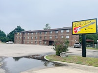 Rockwood Inn Kennett I 55 Near Blytheville