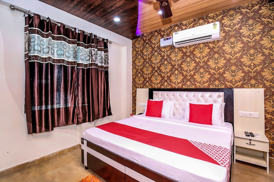 OYO 14529 The Sitara Hotel, Zirakpur, Zirakpur