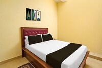 Spot On Star Rama Inn 