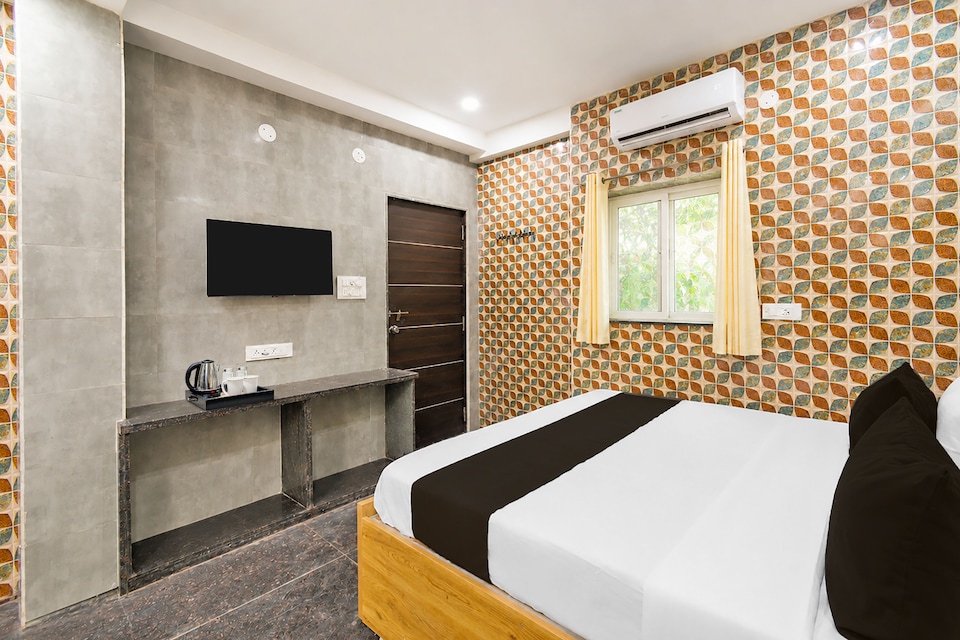 Hotel O Nampally Grand, LB Nagar-Uppal, Hyderabad