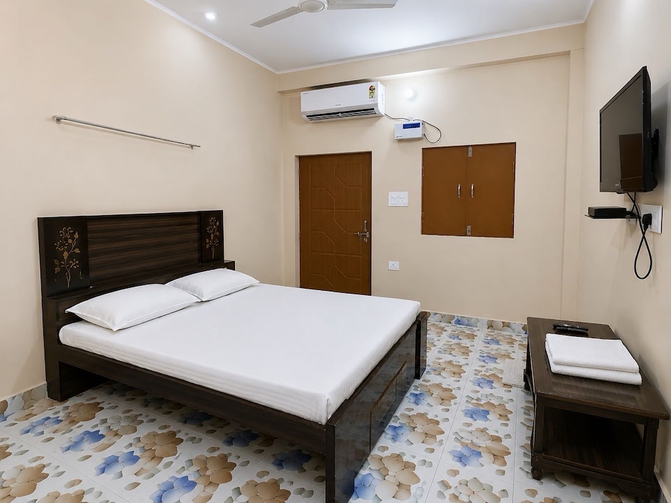Hotel O Omkareshwar Mahadev, Sitapur, Sitapur