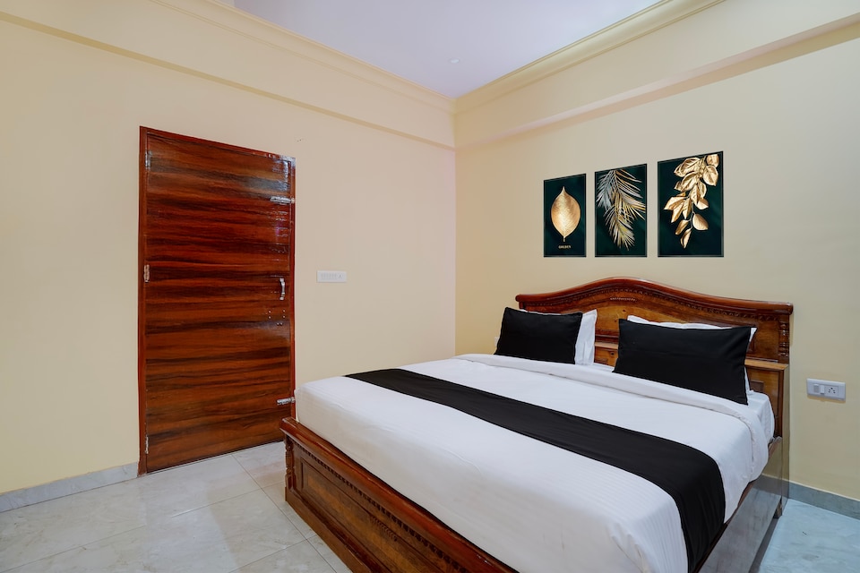 Hotel O Livesh, C Scheme Jaipur, Jaipur