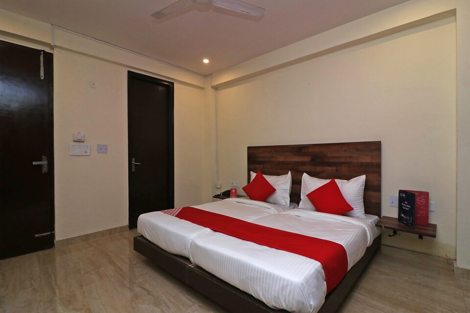 OYO Flagship 14542 Sector 46, Medanta, Gurgaon