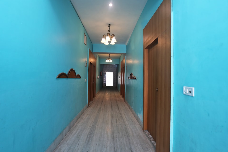 OYO 14543 Royal Palace And Banquets, Mathura, Mathura