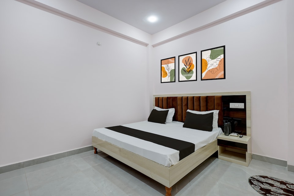 Spot On Relax Inn , Hamidia Road Bhopal, Bhopal