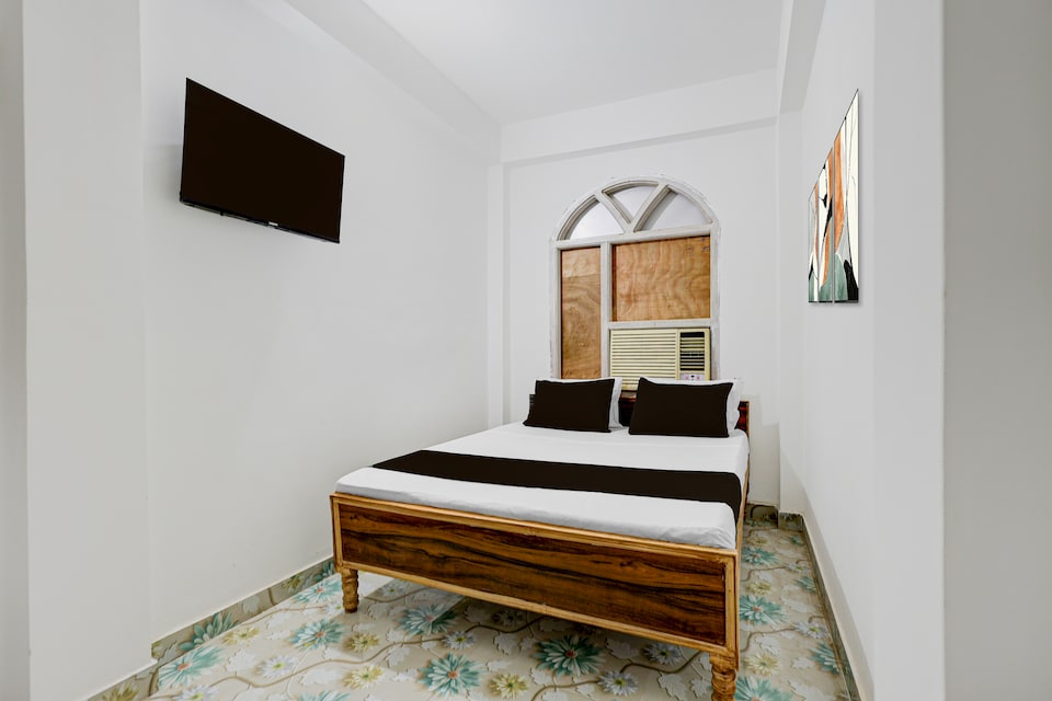 SPOT ON Hotel Kumar Brother , Anisabad, Patna