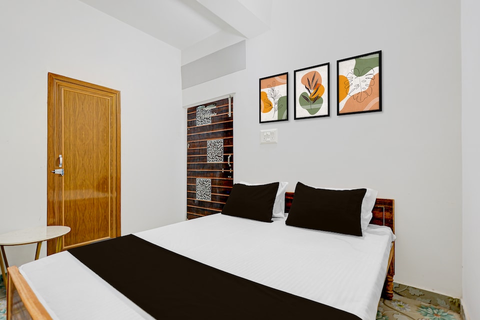 SPOT ON Hotel Kumar Brother , Anisabad, Patna